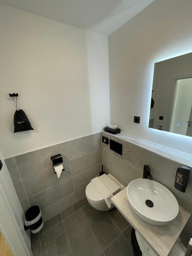 Skyfall Rooms Eisenstadt Zewnętrze zdjęcie